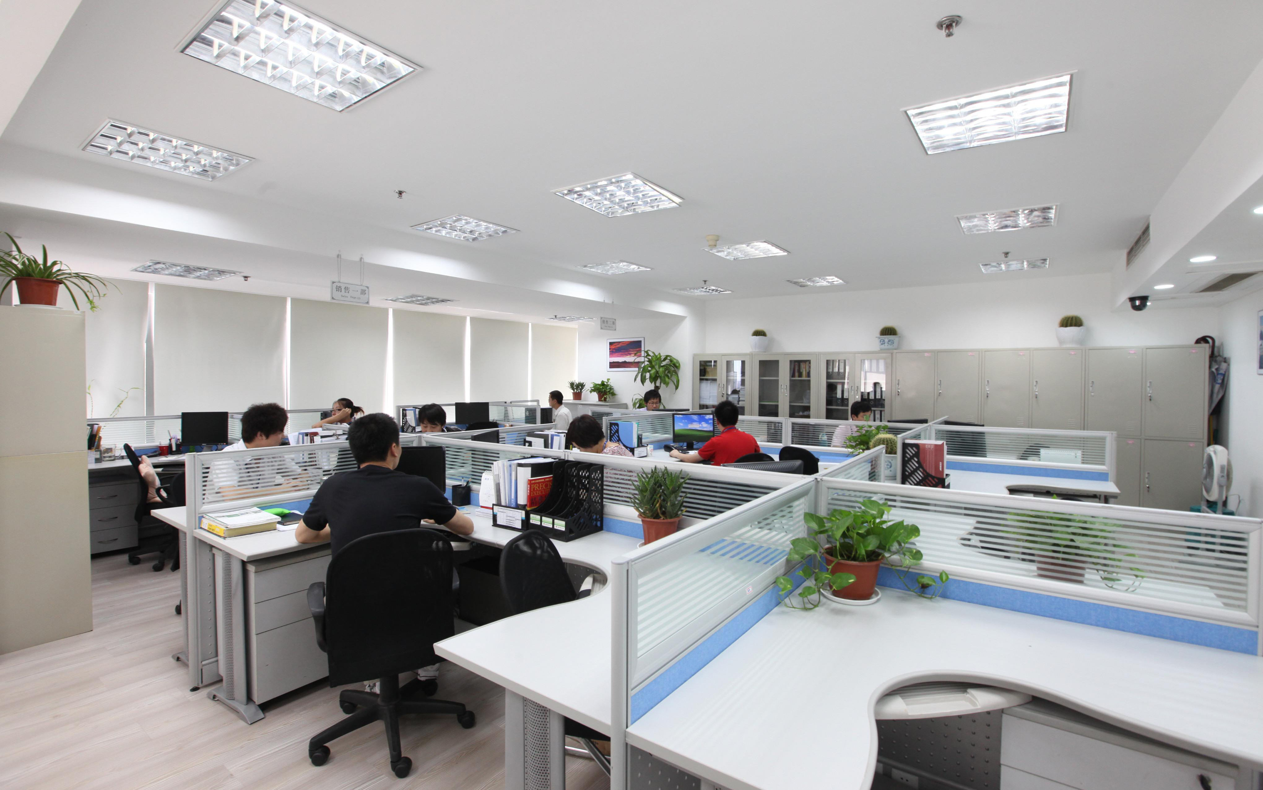 辦公環(huán)境.jpg